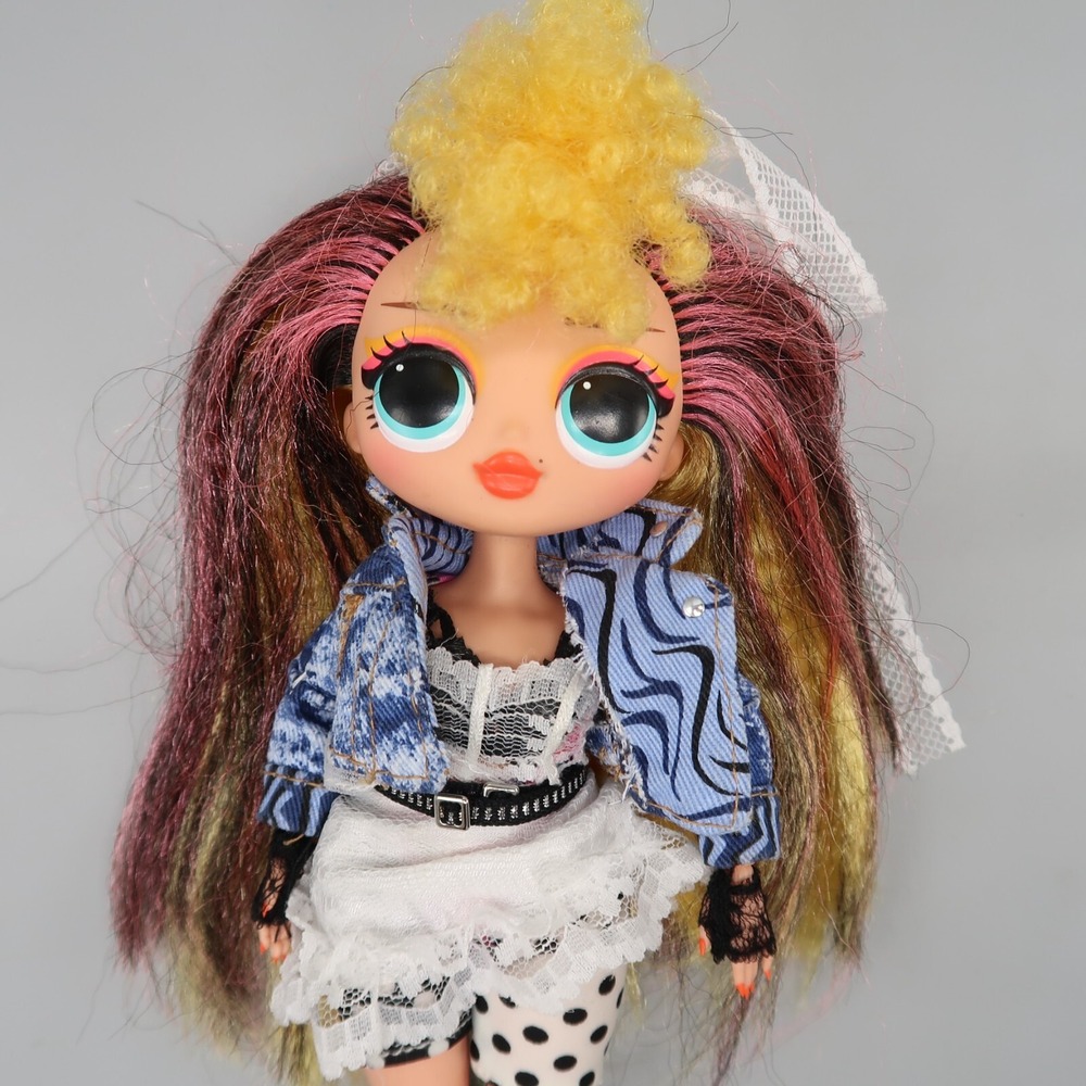 L.O.L. Surprise! doll o.M.G. Remix Pop B.b. Fashion Doll music record